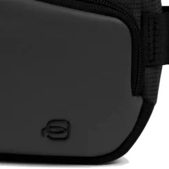 Beauty Case PIQUADRO Uomo in Tessuto e Pelle Colore Nero Linea Pq-Earth - BY6947S137