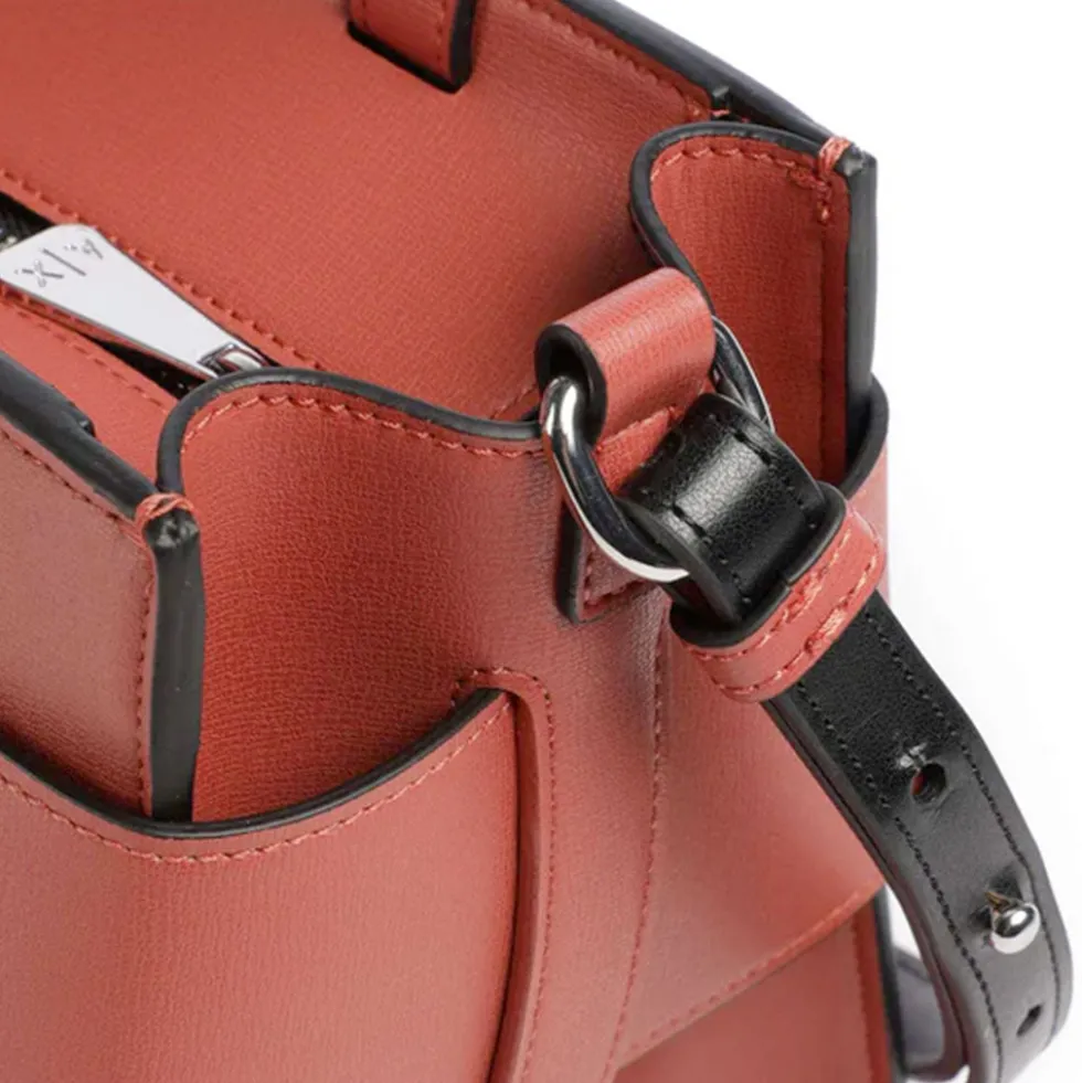 Borsa Donna a Mano ARMANI EXCHANGE Colore Hot Sauce Misura Piccola