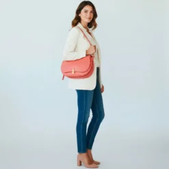 Borsa Donna a Mano COCCINELLE linea Magie Medium in Pelle Grenadine Red