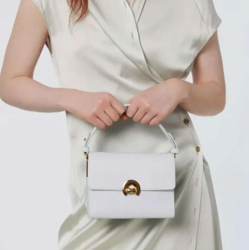Borsa Donna a Mano con Tracolla COCCINELLE in Pelle linea Binxie Small colore Brillant White