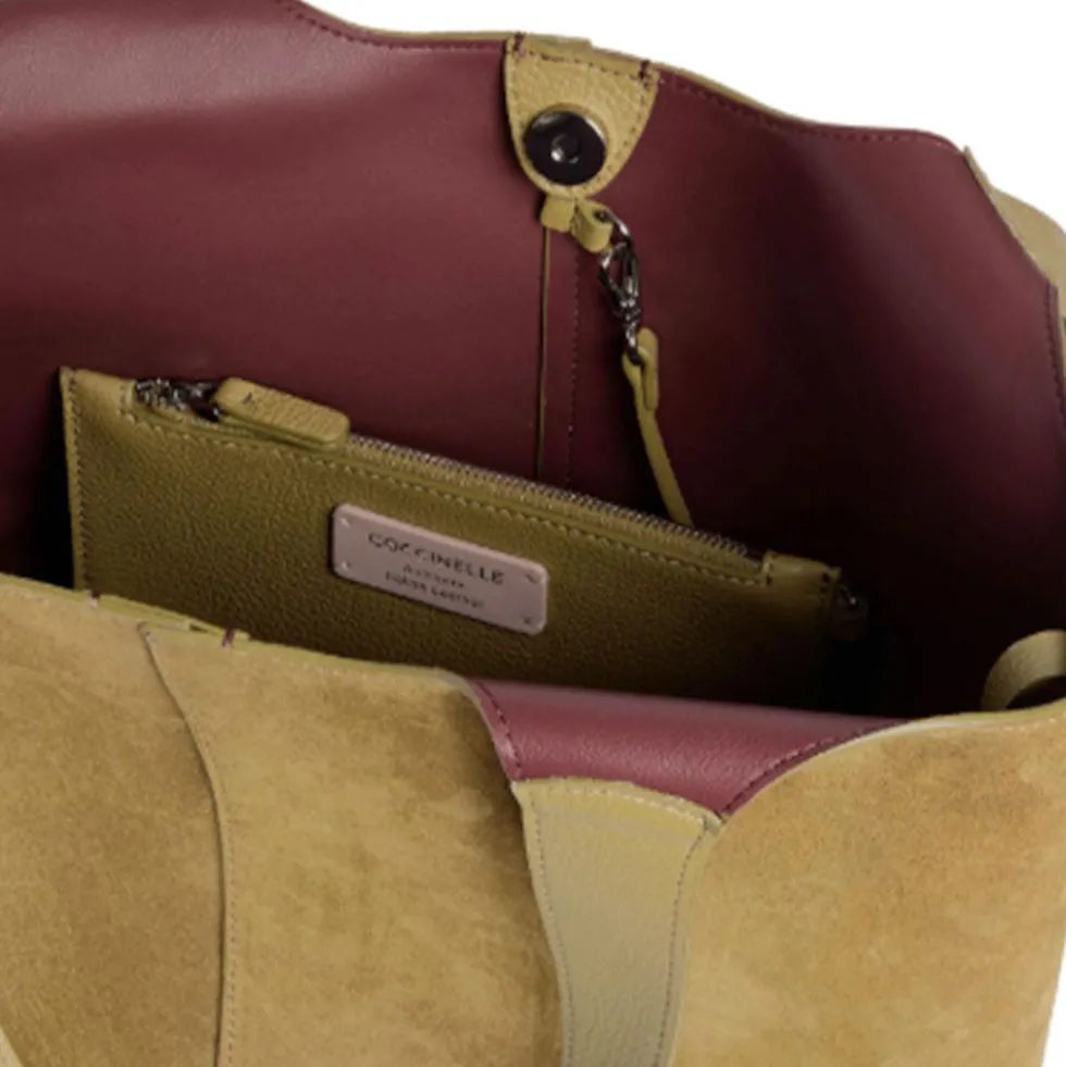 Borsa Donna a Spalla COCCINELLE in Camoscio Linea C-Easy Colore Seagrass