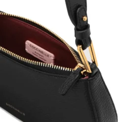 Borsa Donna a Spalla COCCINELLE in Pelle Linea Merveille Colore Nero