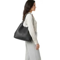 Borsa Donna a Spalla COCCINELLE Linea C-Easy Large Colore Nero