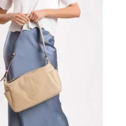 Borsa Donna a Spalla THE BRIDGE linea Letizia in Pelle color Burro
