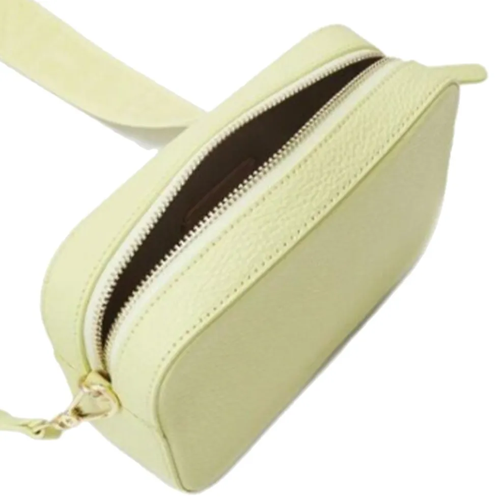 Borsa Donna a Tracolla COCCINELLE Linea Tebe Colore Lime Wash - E5MN555I101