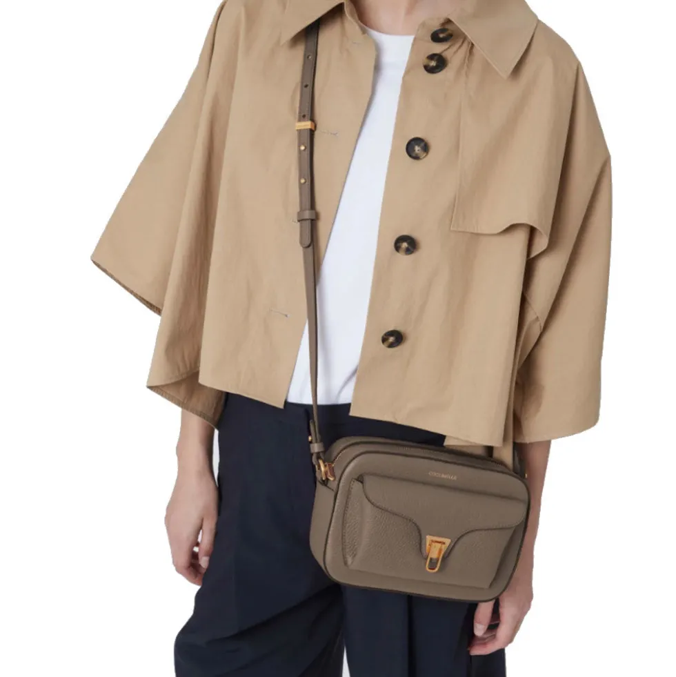 Borsa Donna a Tracolla COCCINELLE in Pelle Warm Taupe linea Beat Soft Misura Media