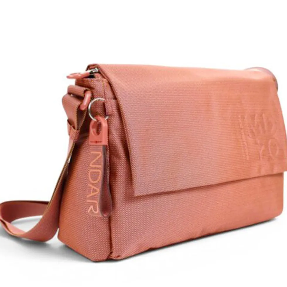 Borsa Donna a Tracolla MANDARINA DUCK Chiusa con Pattina in Tessuto colore Pecan Nut Linea MD20