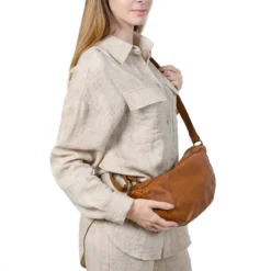Borsa Donna Mezzaluna Small a Tracolla GIANNI CONTI linea Fiorella in Pelle color Cognac