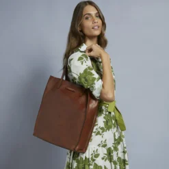 Borsa Donna Shopper Verticale THE BRIDGE linea Mirra in Pelle Marrone