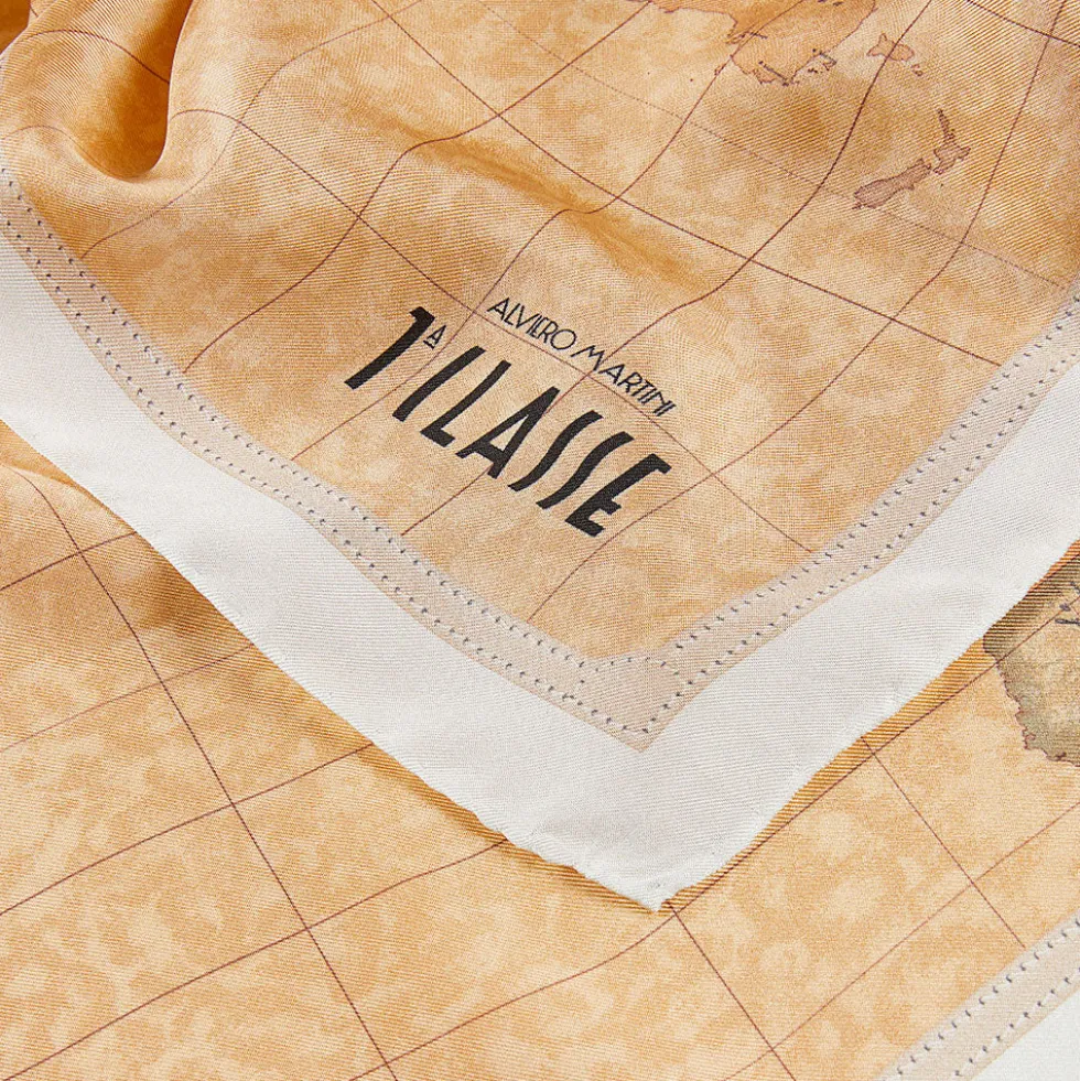 Foulard 50 x 50 cm 1A Classe Alviero Martini in Seta stampa Geo Classic e Bianco 3250