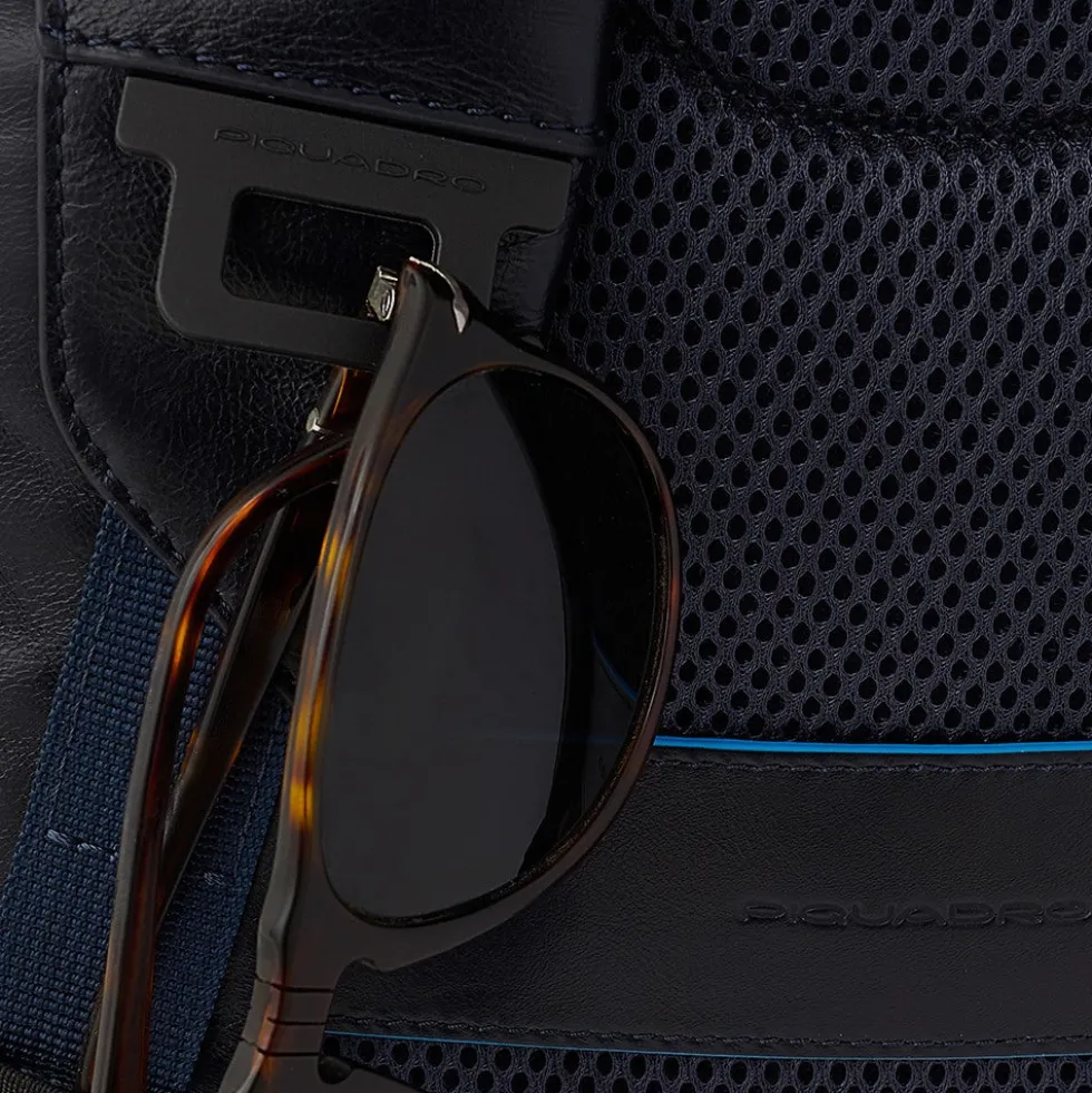 PIQUADRO Zaino Uomo in Pelle Blu con Porta IPad Linea Blue Square - CA5574B2V