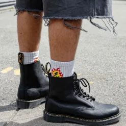 Scarpe Uomo DR. MARTENS Stivali linea 1460 Pascal Ambassador in Pelle Nera