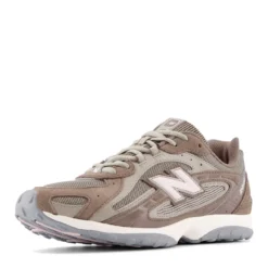 Sneakers Donna NEW BALANCE 204L in Mesh e Suede Cortado e Stone Pink
