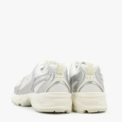 Sneakers Running Donna NEW BALANCE 530 in Tessuto Sintetico e Mesh Silver Metallic e Reflection