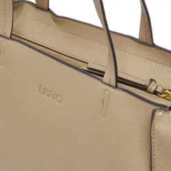 Tote Bag Large Donna LIU JO effetto Bottalato color Fango con Logo Ricamato